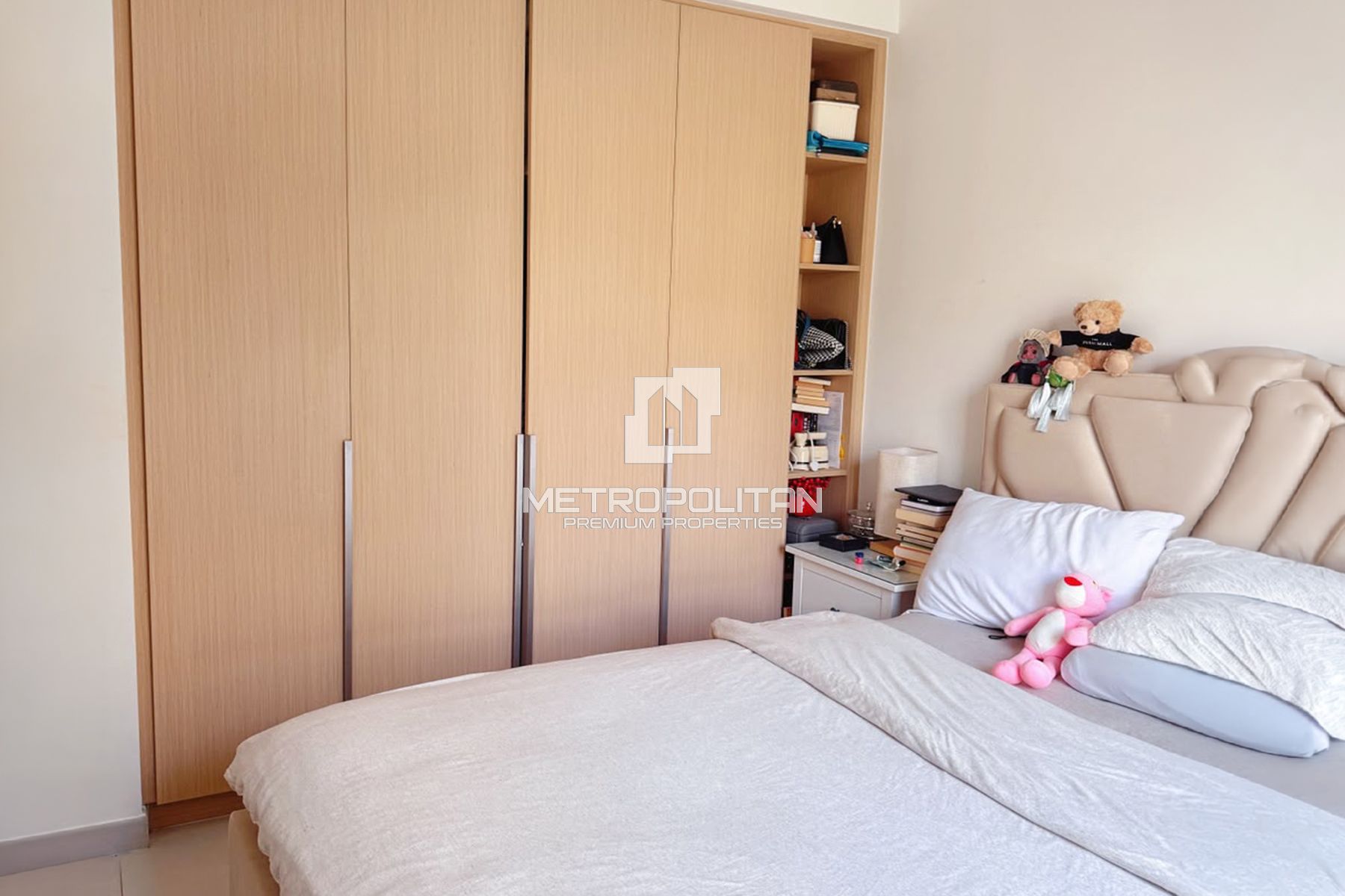 Beach Access | Vacant on Transfer | Low Floor