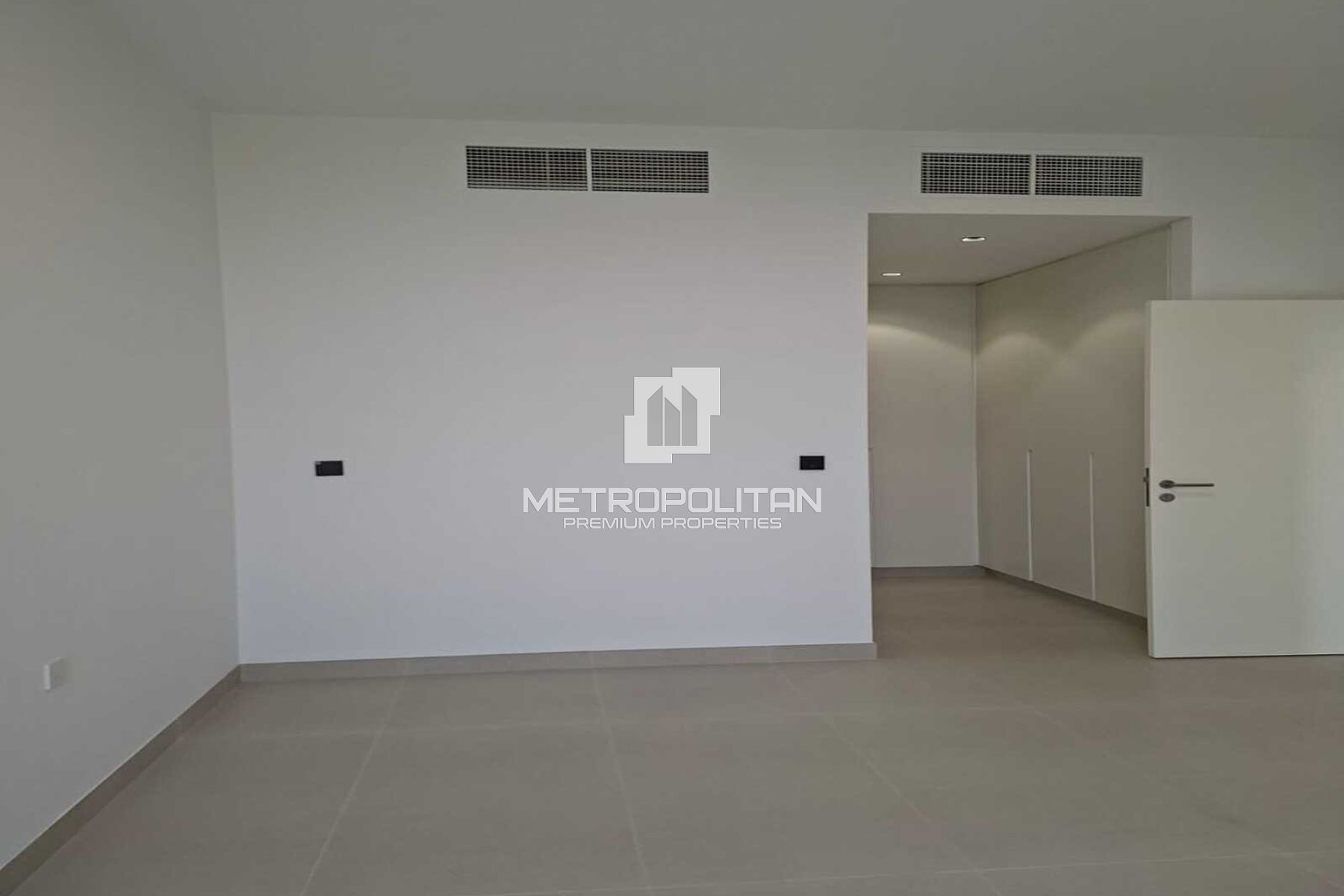 4BR Townhouse +Maid  | Brand New | Close to OP