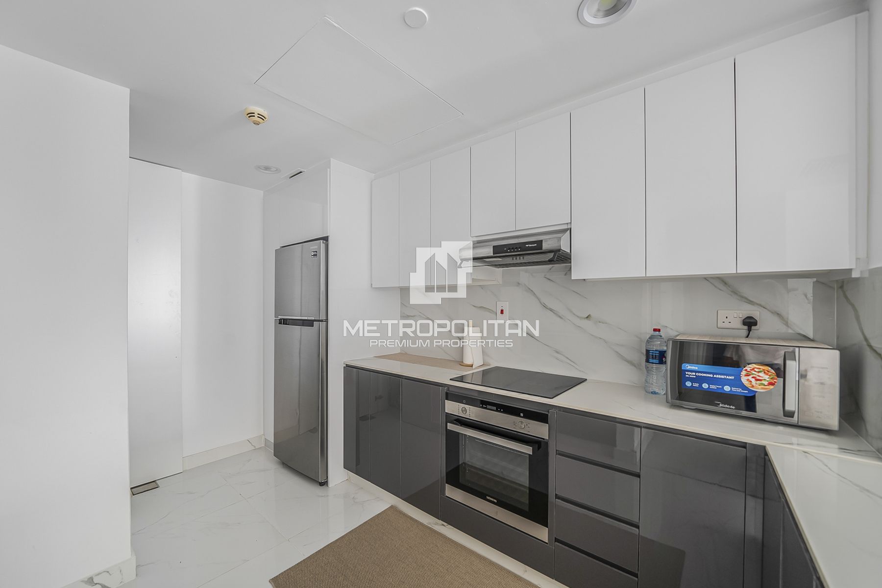 Fully Upgraded and Furnished | Mid-Floor