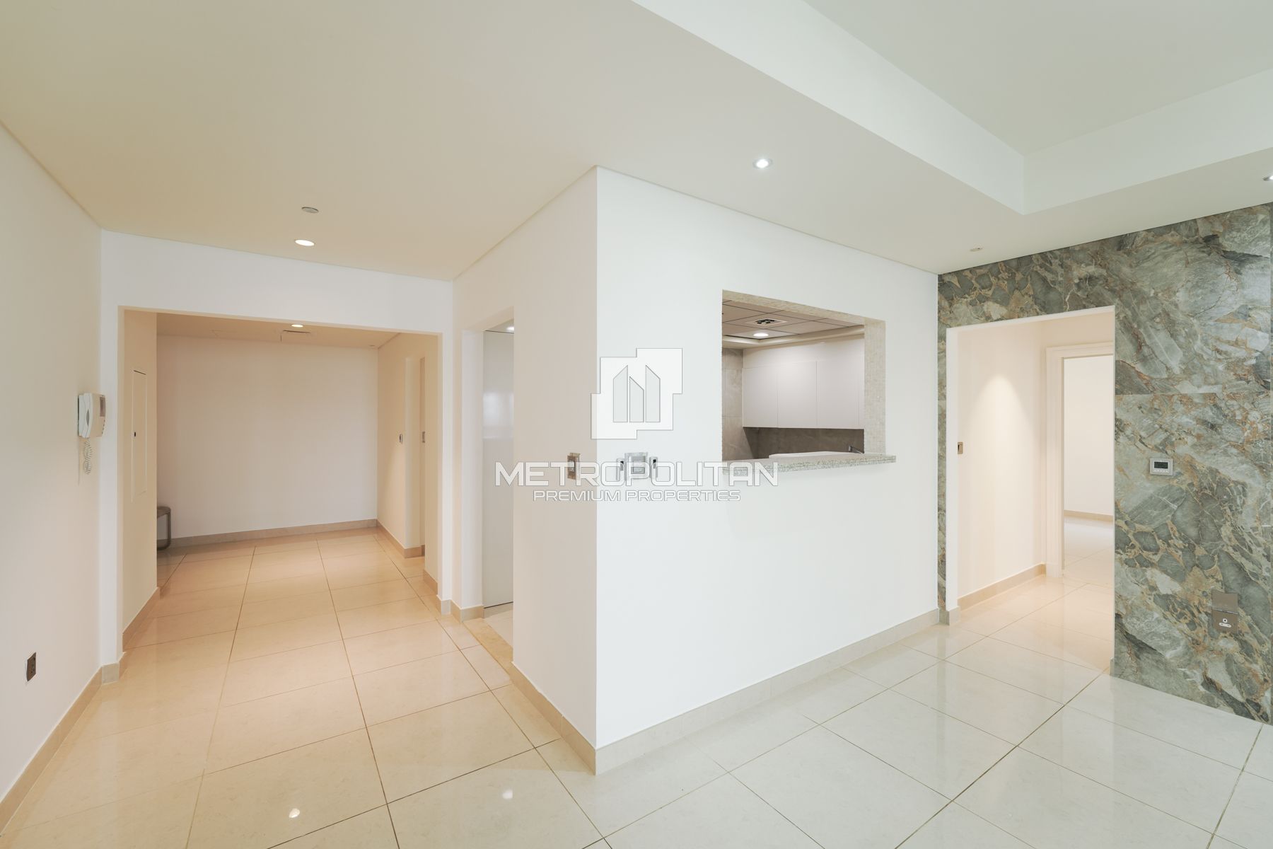 شقة للإيجار في Balqis Residence 2، Palm Jumeirah - MR-2001