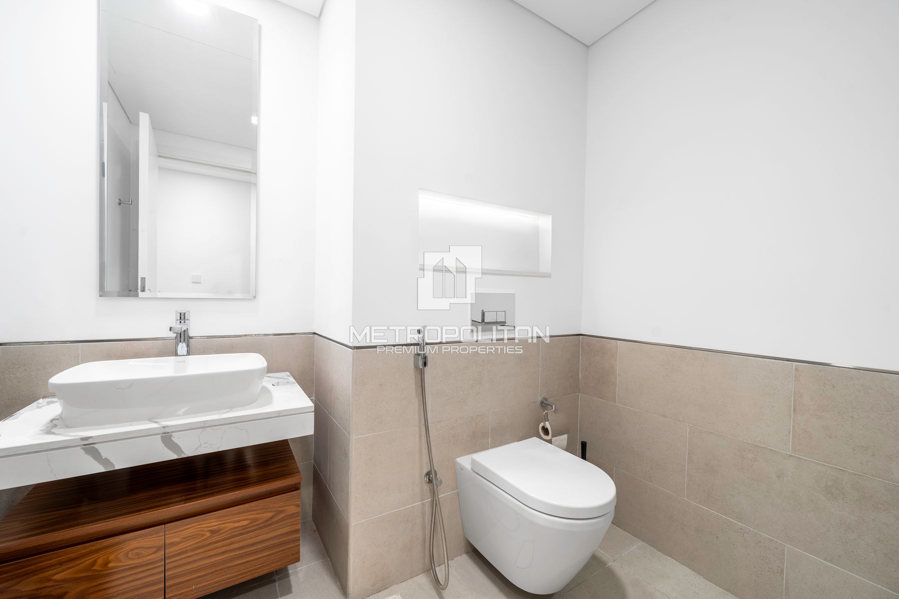 1BR Apartment for Rent in Umm Suqeim – MR-3460 photo-13