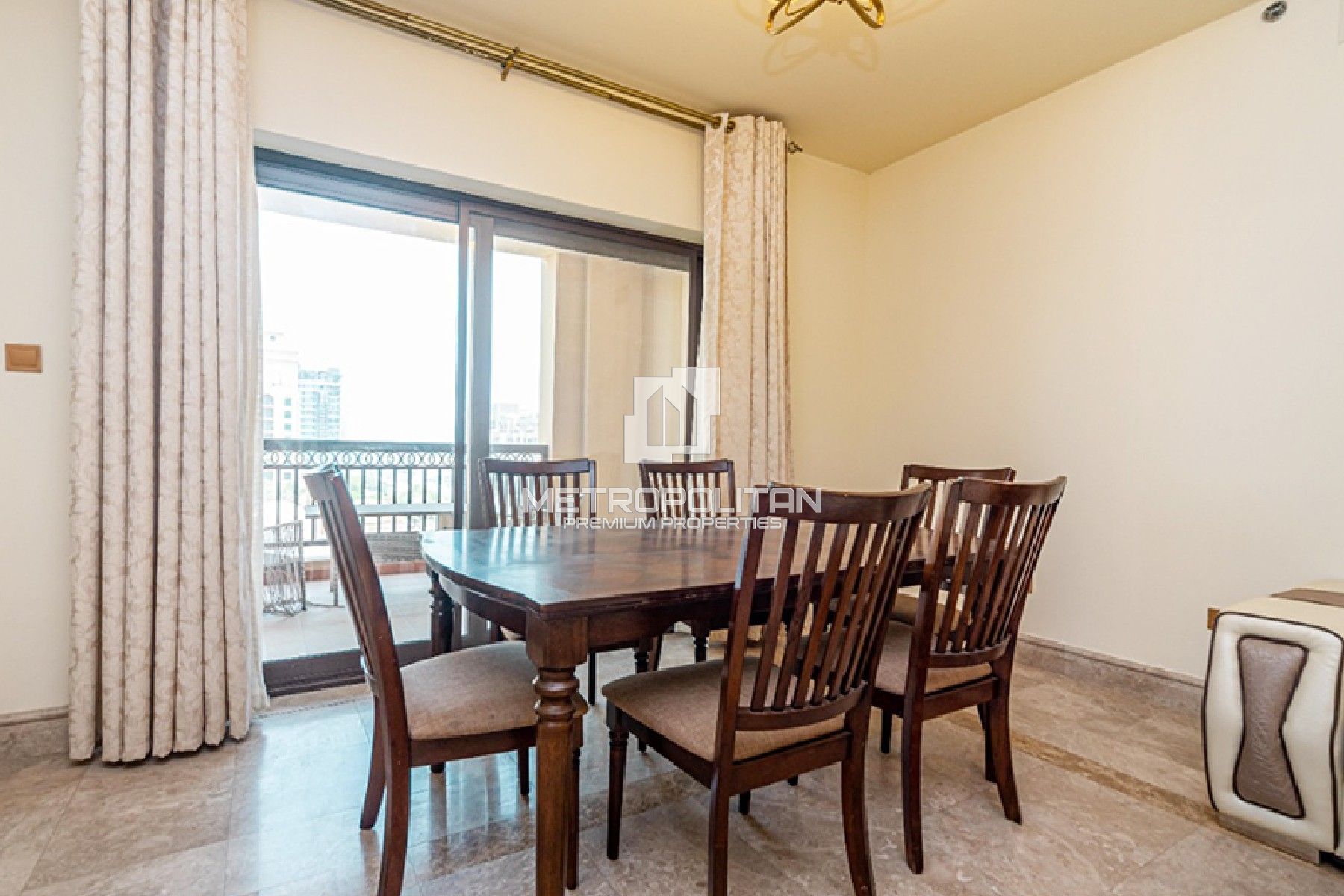 Image - The Fairmont Palm Residence South, Palm Jumeirah, Dubai | Project - Wohnung