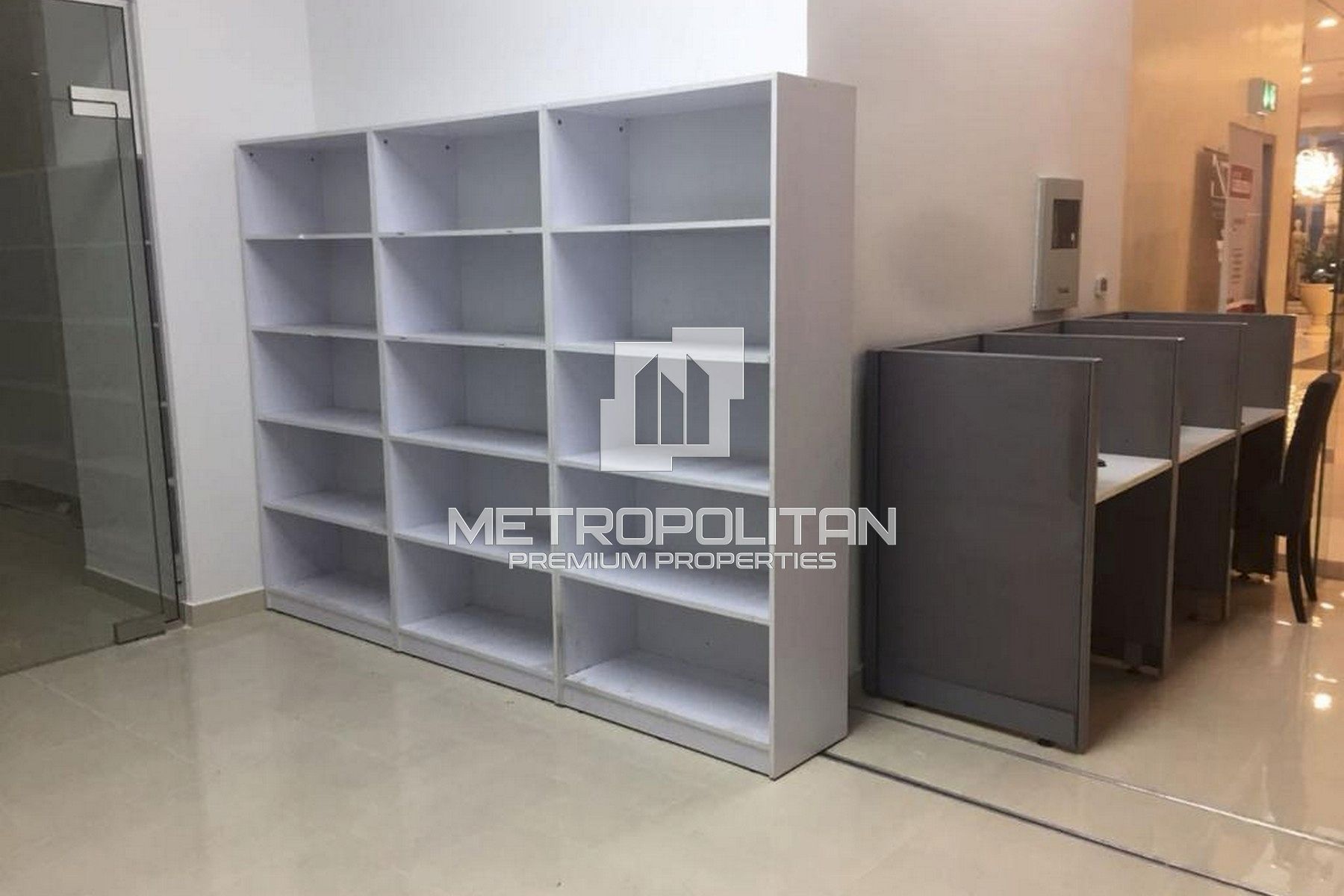 Retail for Rent in Park Tower B, DIFC - MR-4092