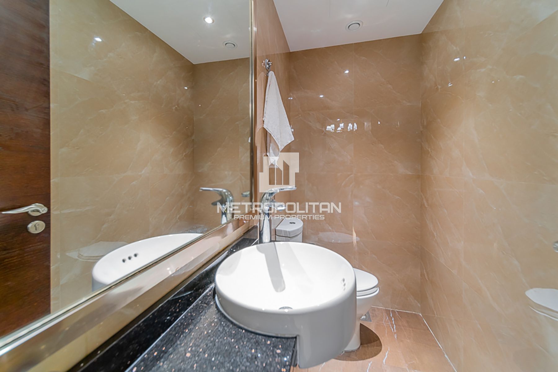 1BR Apartment for Rent in Downtown Dubai – MR-4219