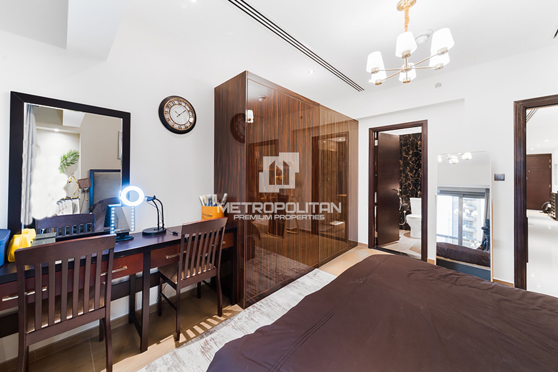 1BR Apartment for Rent in Downtown Dubai – MR-4219