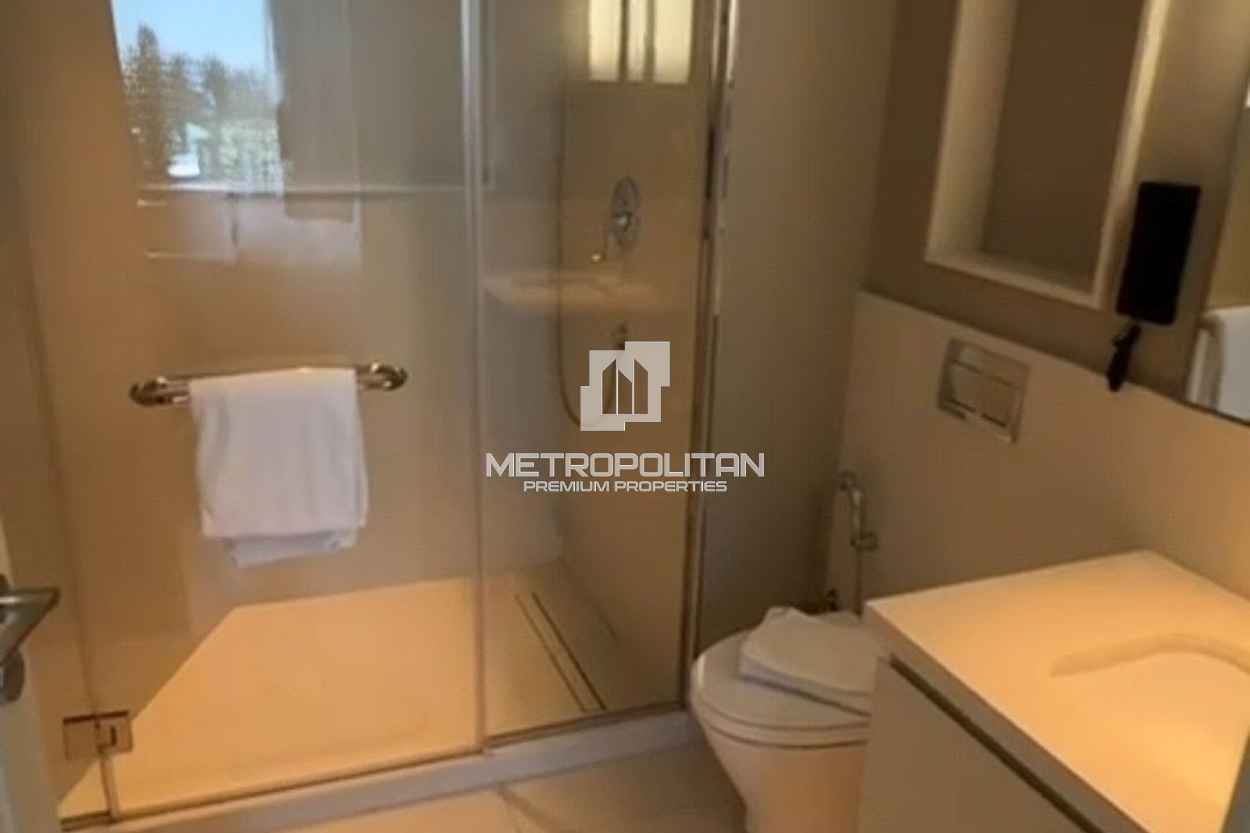 2BR Apartment for Rent in Downtown Dubai – MR-4371