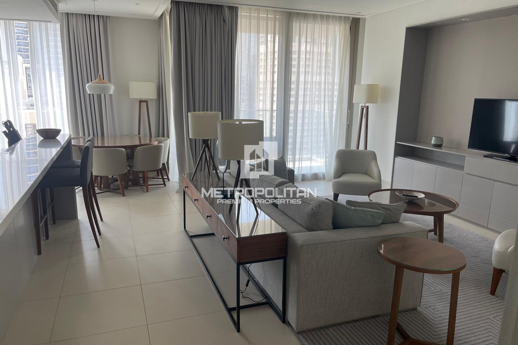 2BR Apartment for Rent in Downtown Dubai – MR-4371