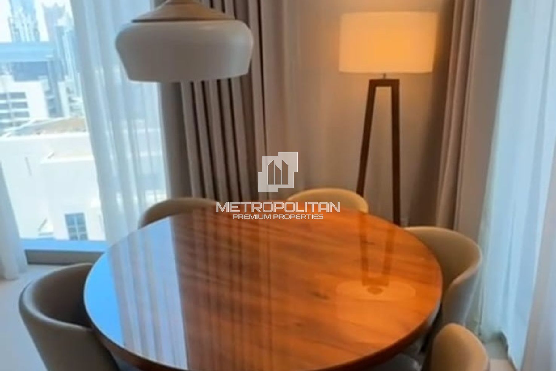 2BR Apartment for Rent in Downtown Dubai – MR-4371