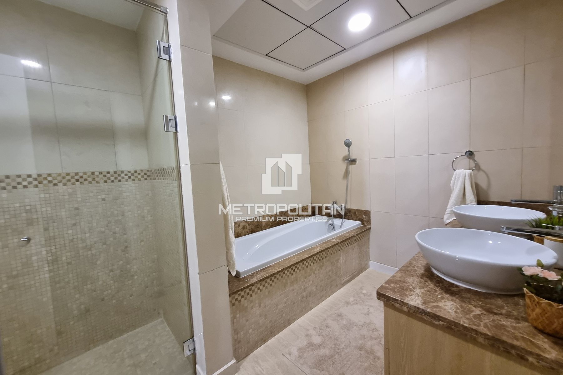 3BR Apartment for Rent in Palm Jumeirah – MR-4438