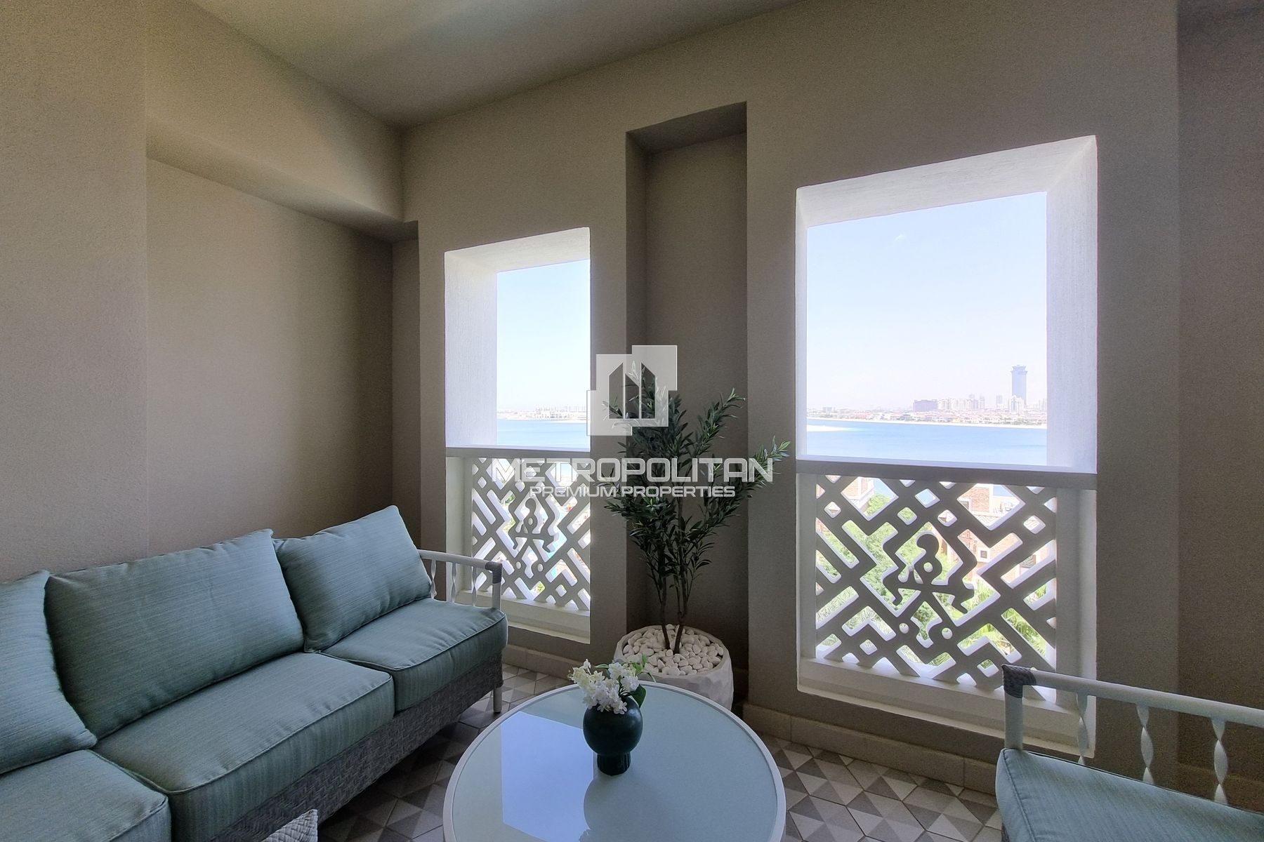 3BR Apartment for Rent in Palm Jumeirah – MR-4438