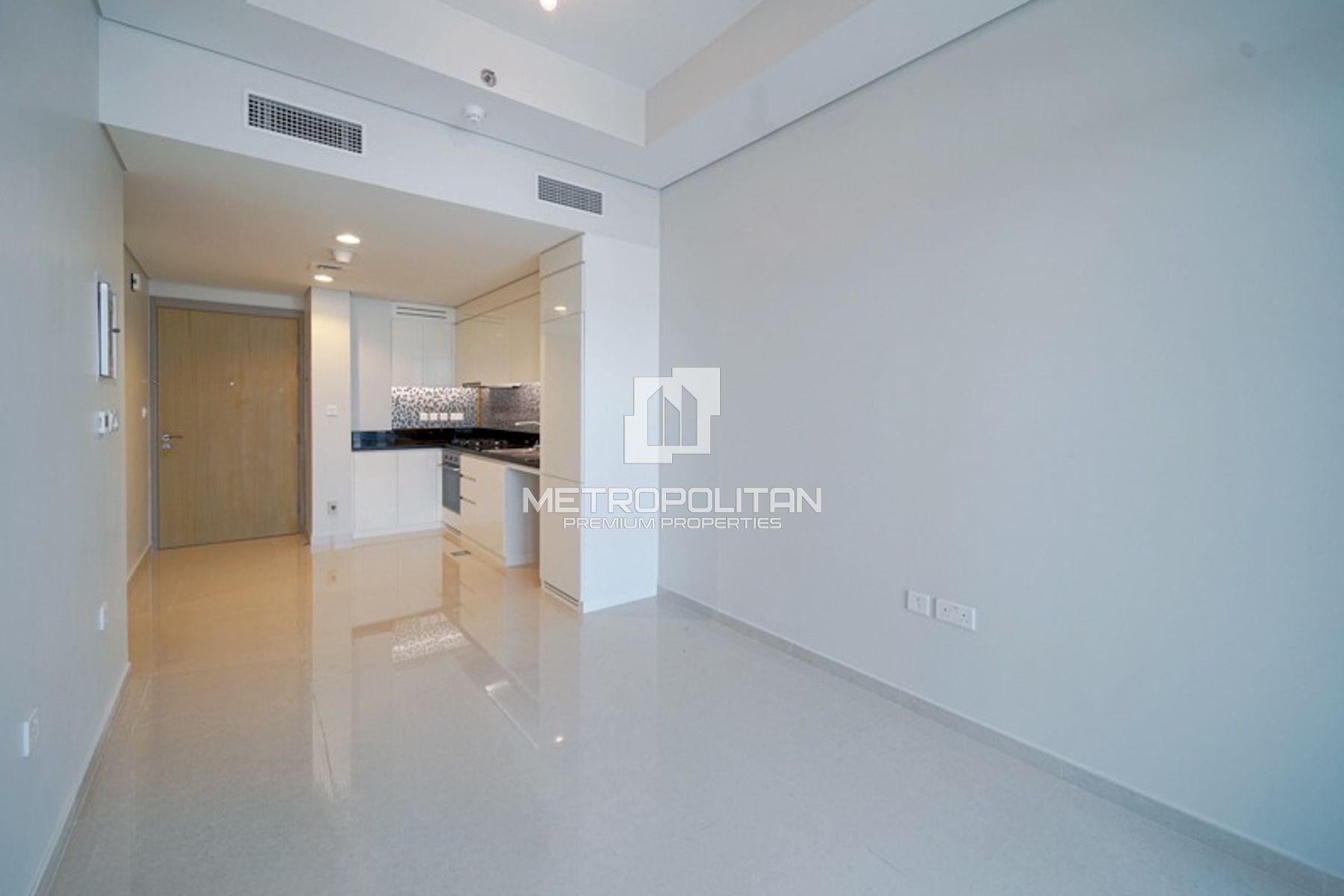 Снять квартиру в Aykon City Tower C, Business Bay - MR-4714