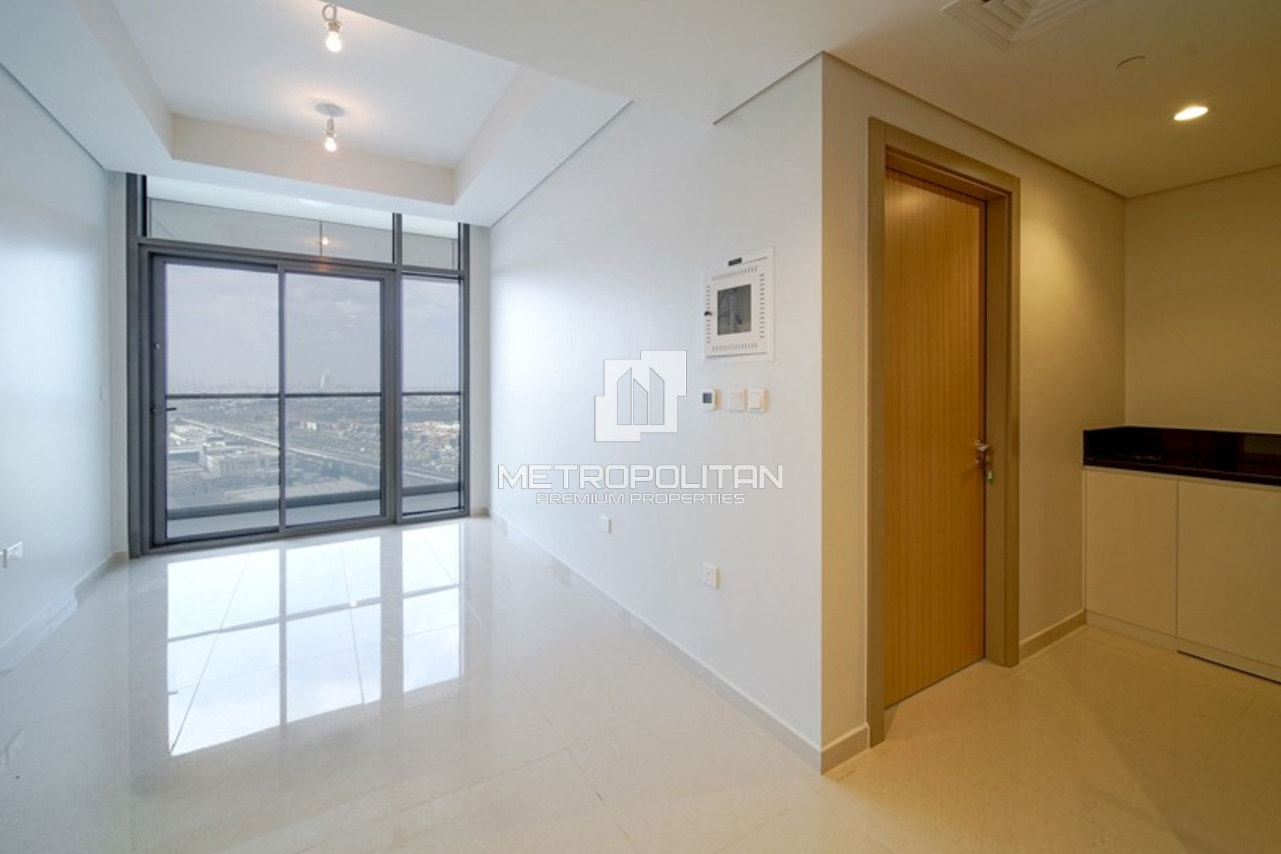 Снять квартиру в Aykon City Tower C, Business Bay - MR-4714