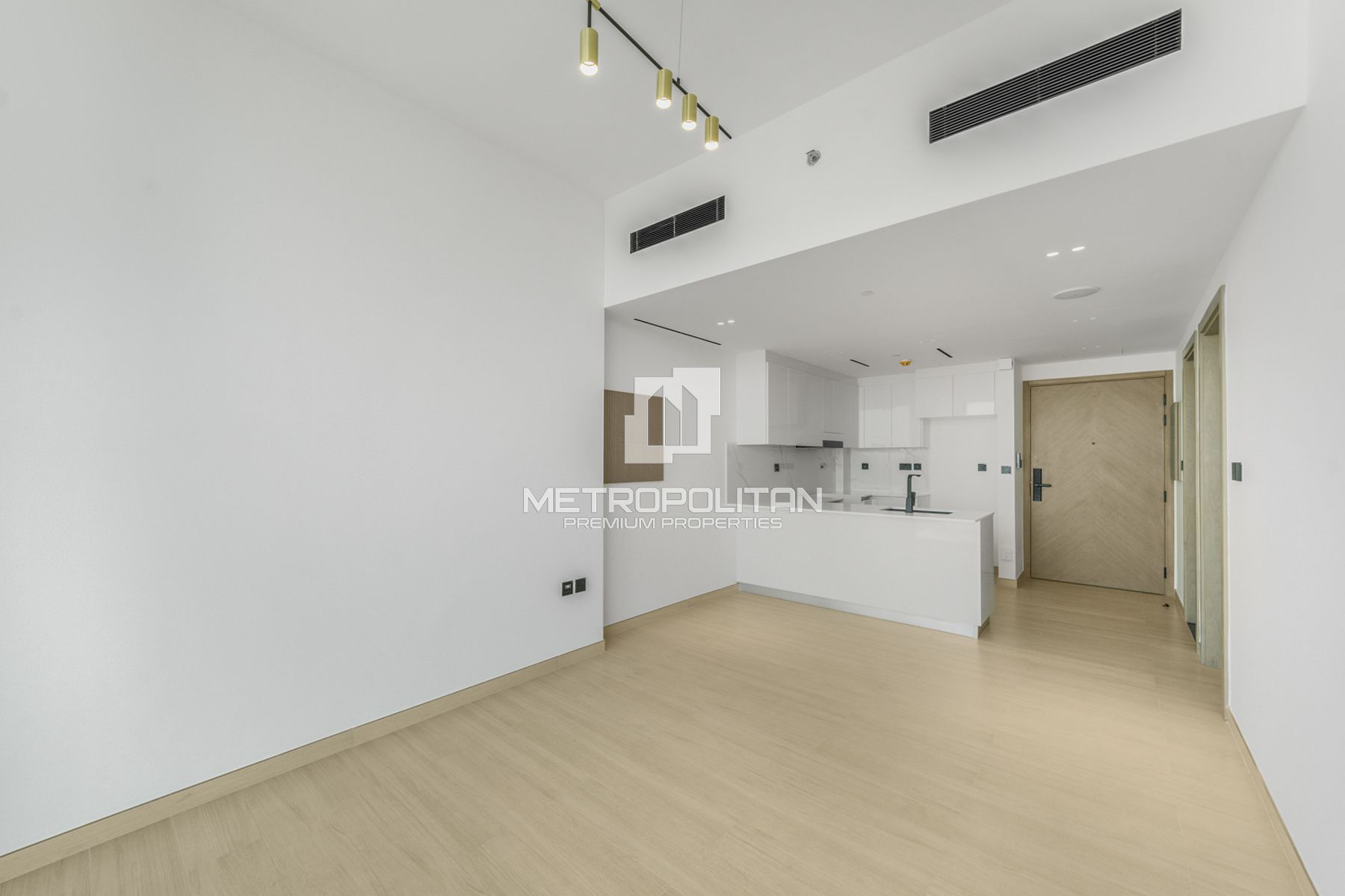 Ready to Move In | Mid Floor | Negotiable Price