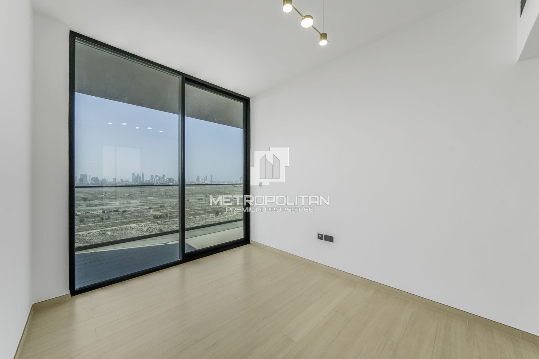 Ready to Move In | Mid Floor | Negotiable Price