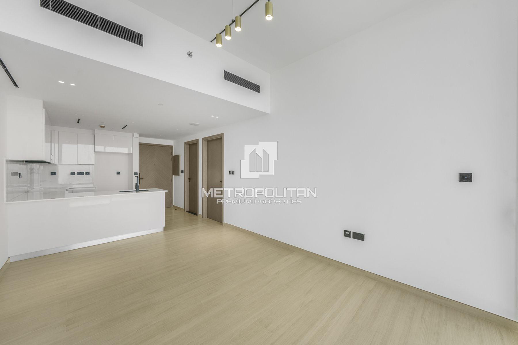 Ready to Move In | Mid Floor | Negotiable Price
