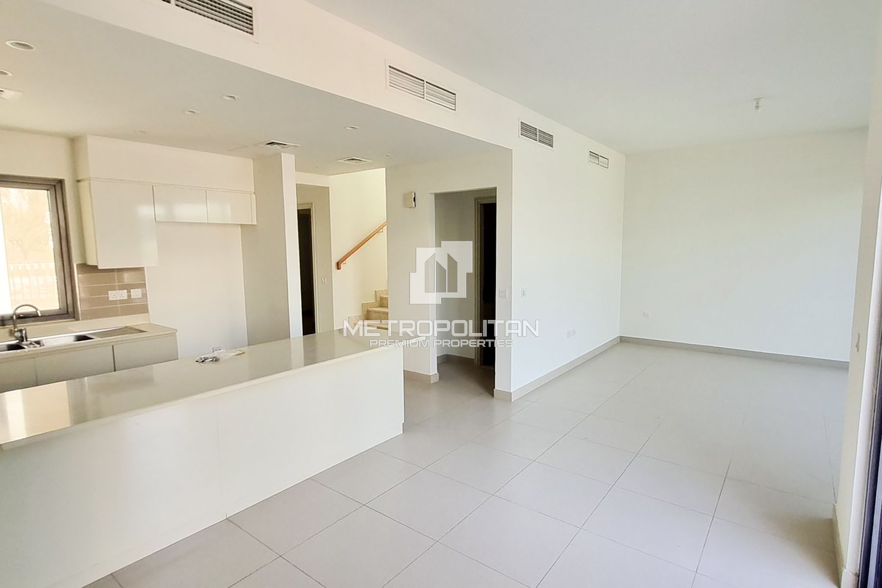 4卧室联排别墅出租于Dubai Hills Estate – MR-5492 photo-1