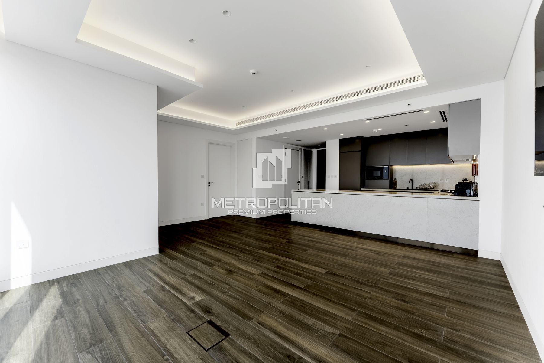Elevated Floor | Ultra Luxury Building | Spacious