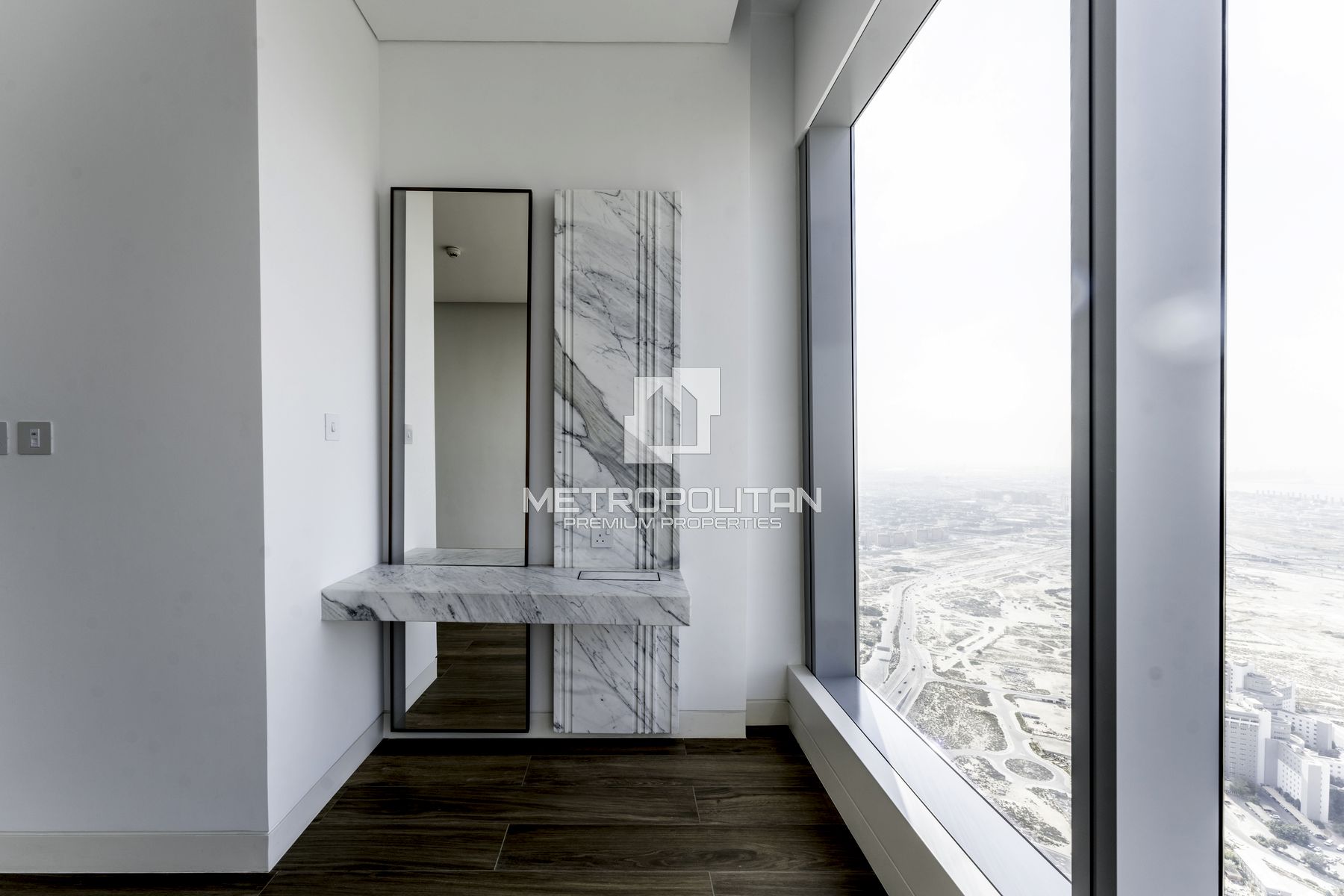 1BR Apartment for Rent in Jumeirah Lake Towers – MR-5539