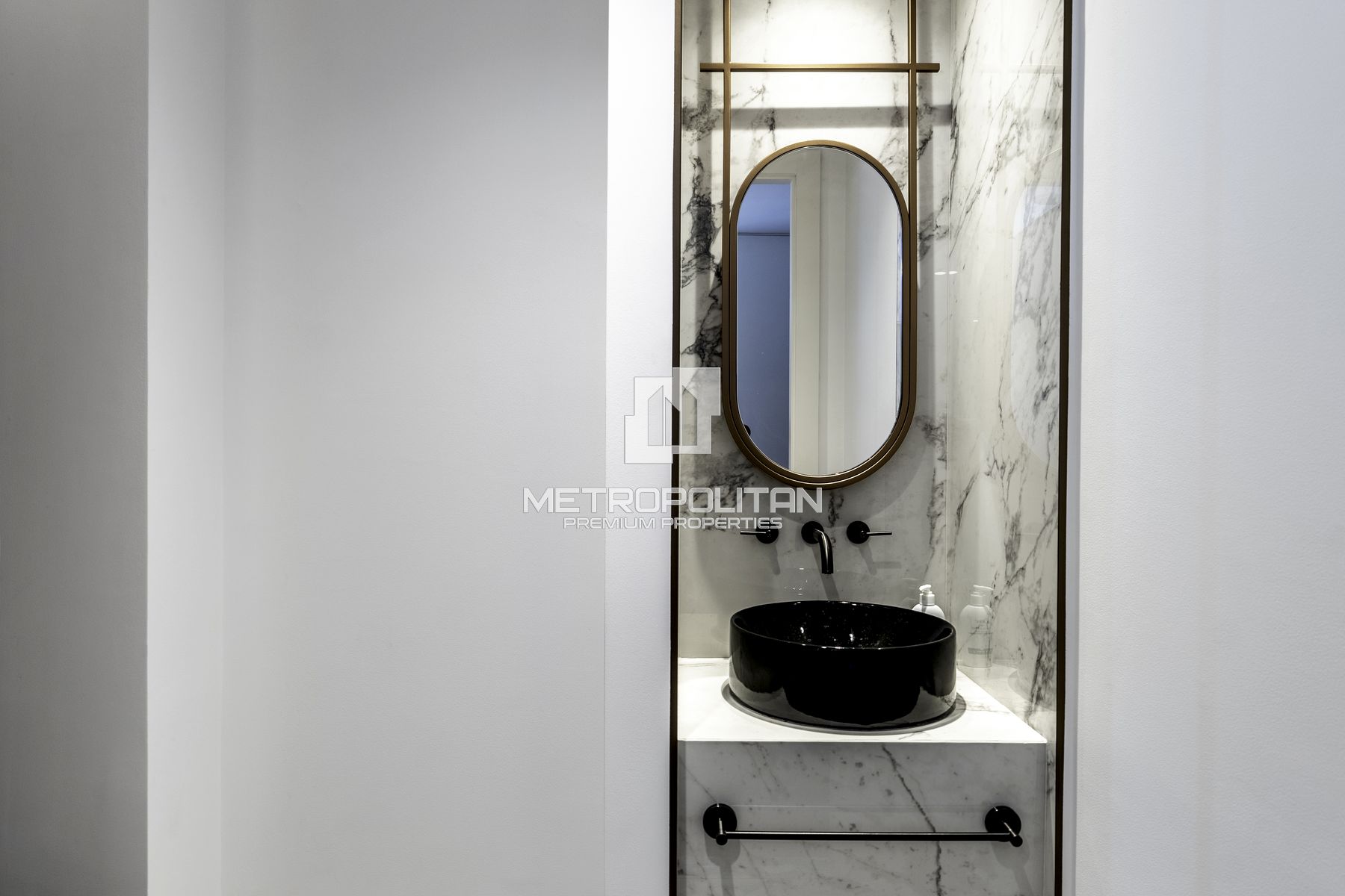 1BR Apartment for Rent in Jumeirah Lake Towers – MR-5539