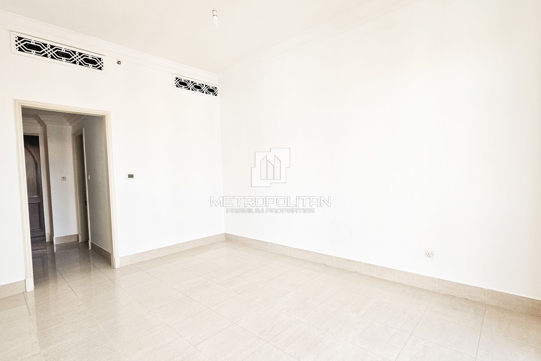 2BR Apartment for Rent in Downtown Dubai – MR-5544