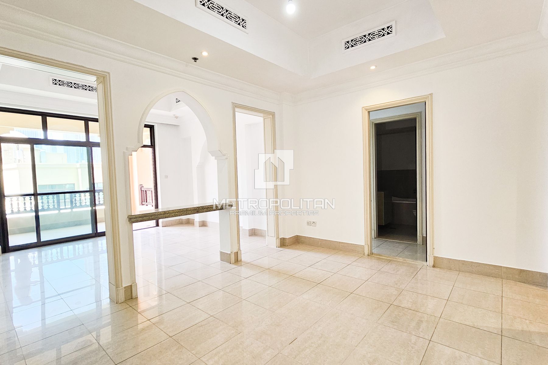 2BR Apartment for Rent in Downtown Dubai – MR-5544