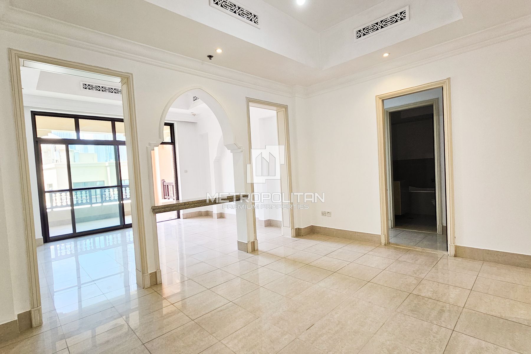 2BR Apartment for Rent in Downtown Dubai – MR-5544