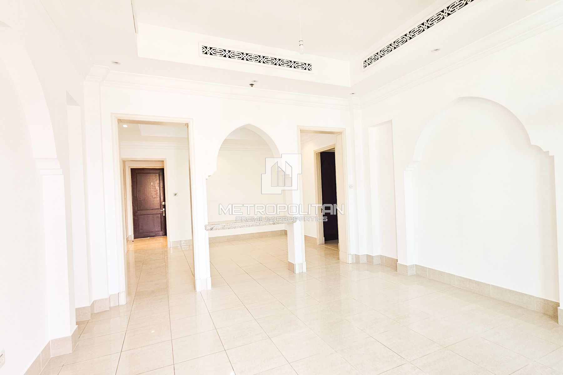 2BR Apartment for Rent in Downtown Dubai – MR-5544