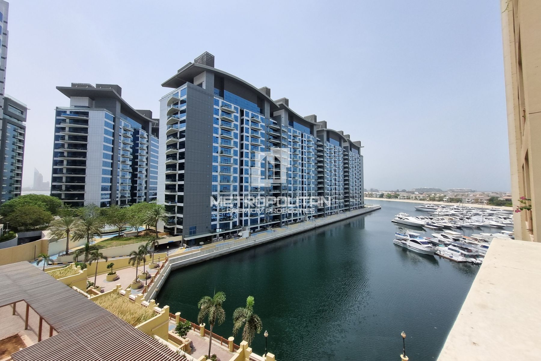 Spacious 2BR| Unfurnished| Well Maintained| Vacant