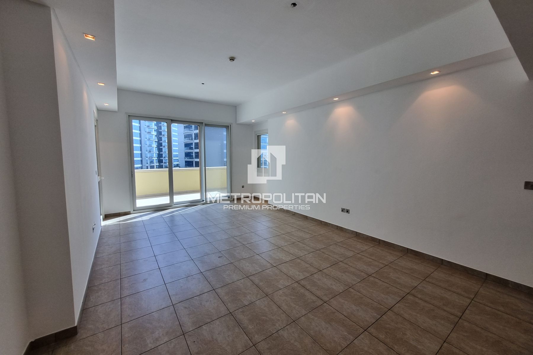 Spacious 2BR| Unfurnished| Well Maintained| Vacant