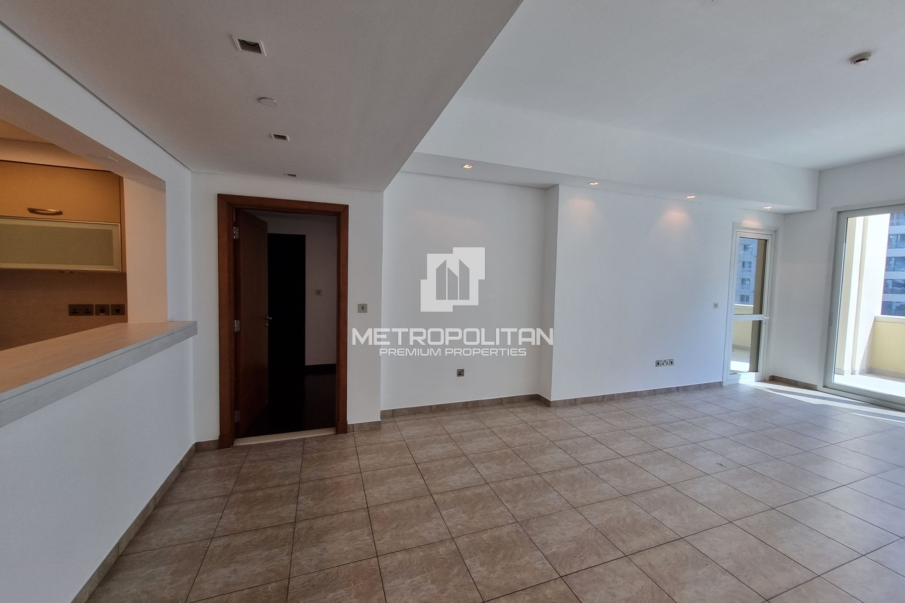 Spacious 2BR| Unfurnished| Well Maintained| Vacant