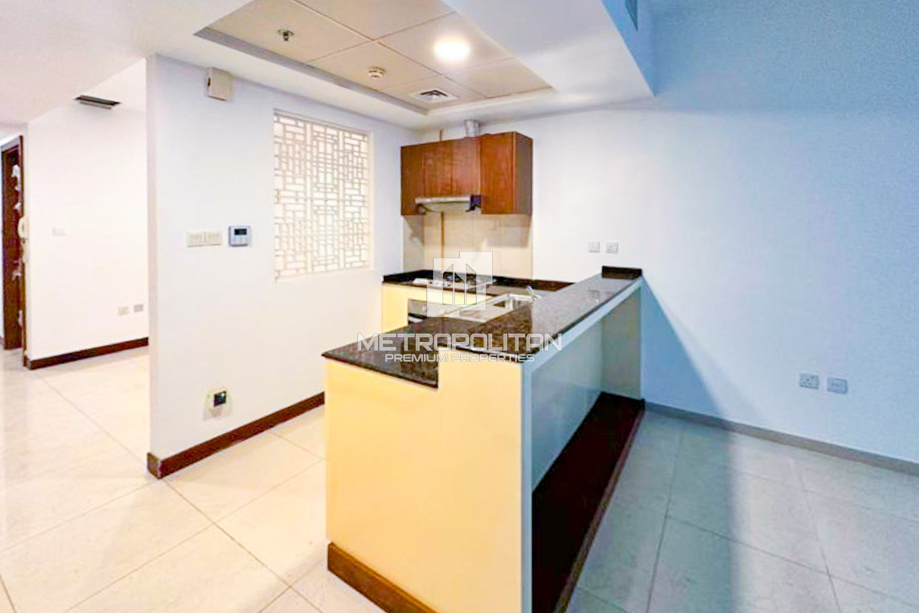 .5BR Apartment for Rent in Jumeirah Village Circle – MR-5812