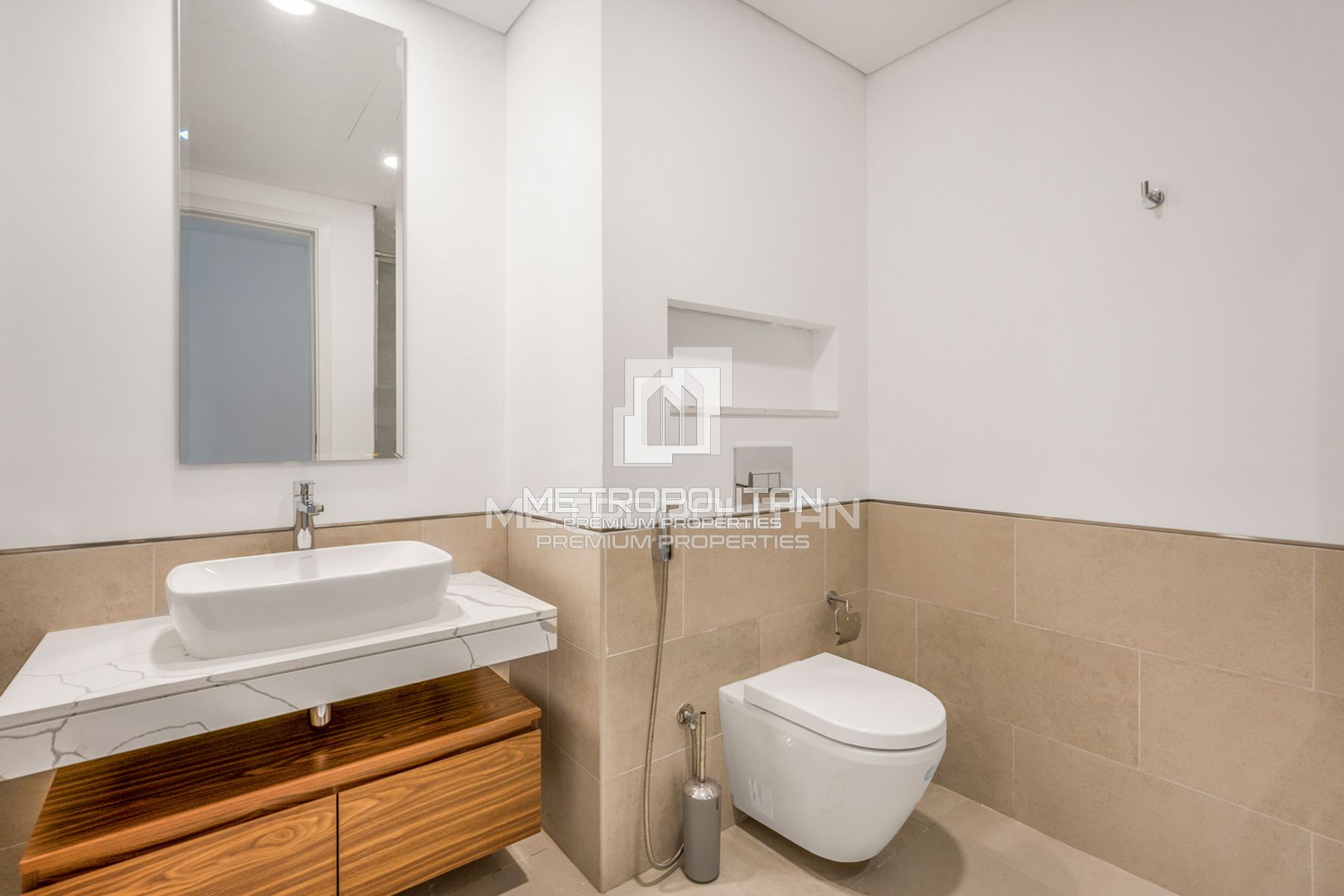 1BR Apartment for Rent in Umm Suqeim – MR-5815
