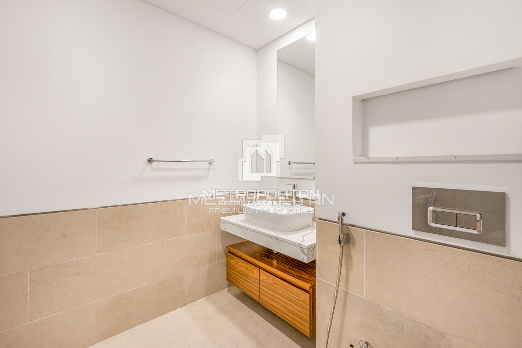 1BR Apartment for Rent in Umm Suqeim – MR-5815