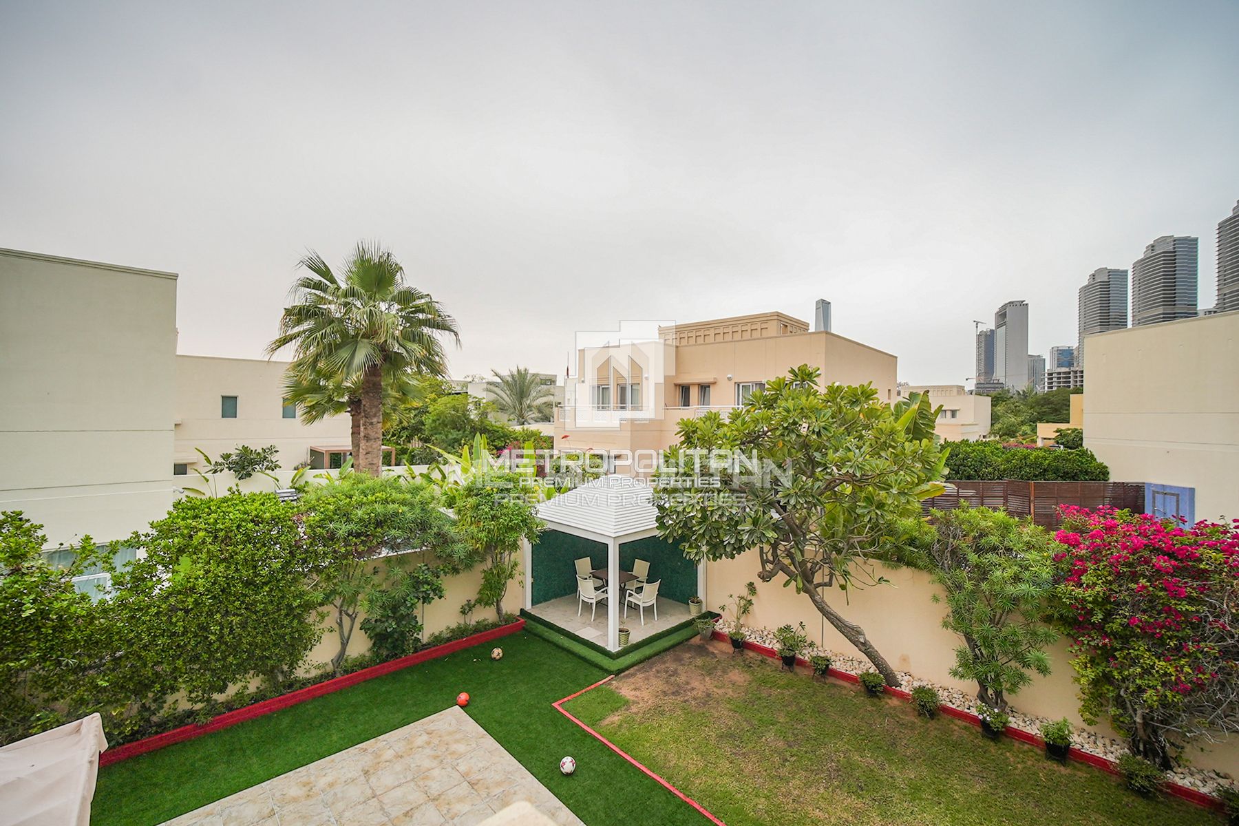 Image - Meadows 2, Meadows, Dubai | Project - Villa
