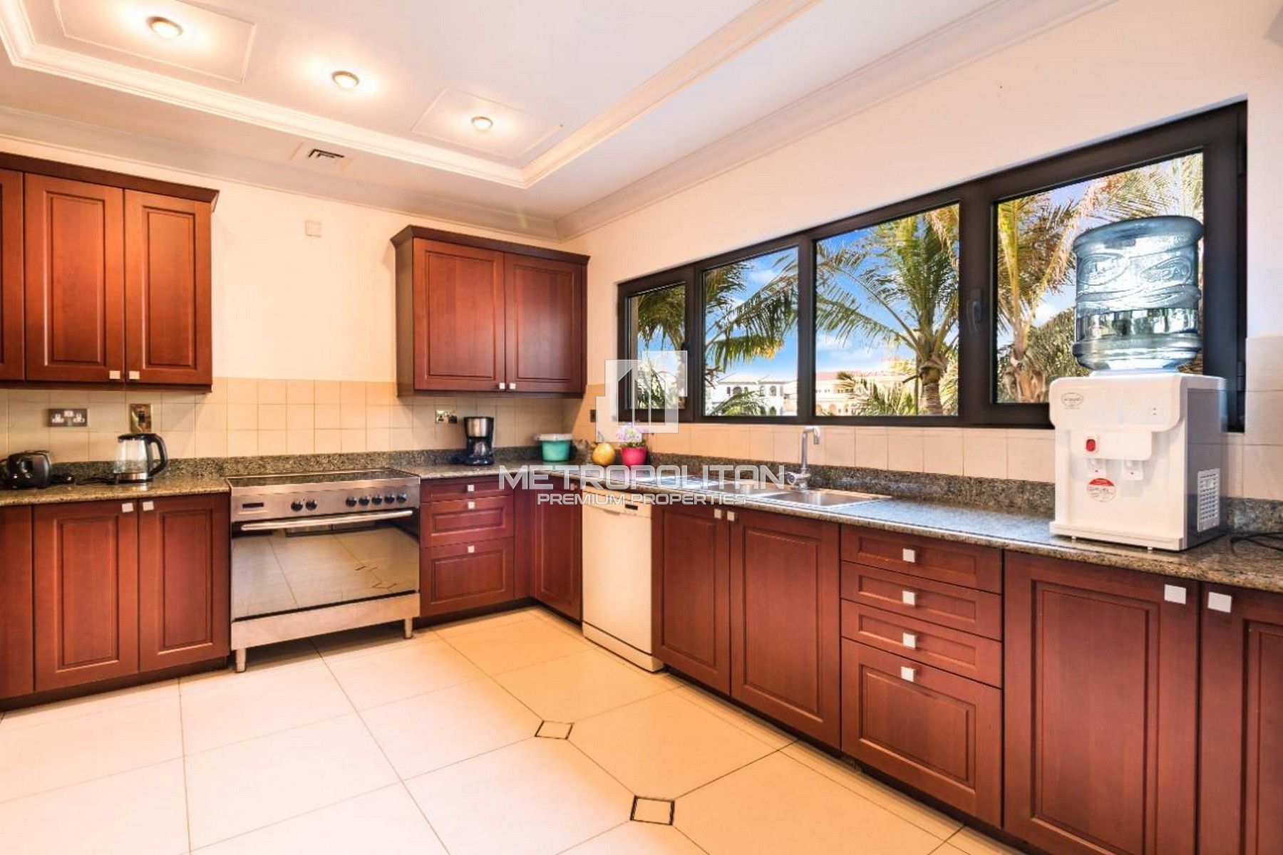 Image - Signature Villas Frond B, Palm Jumeirah, Dubai | Project - Villa