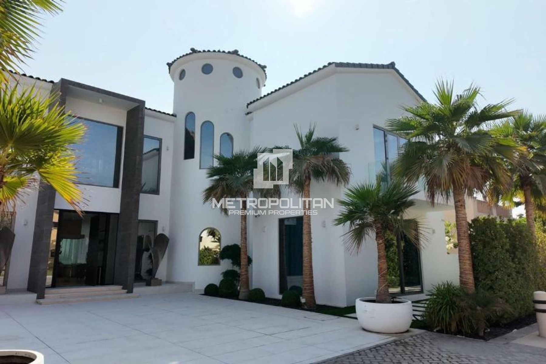Signature Villa | Fully Furnished | Best Priced