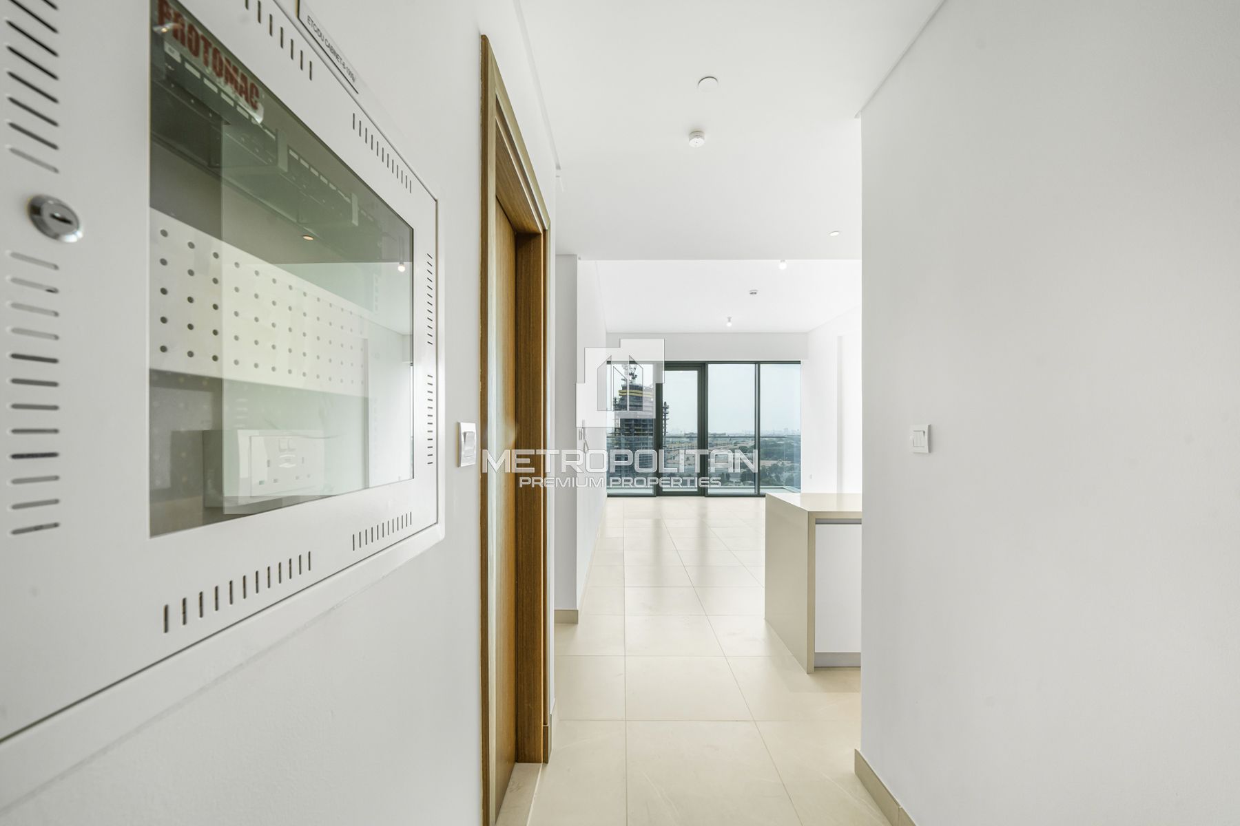 2 Bedrooms Plus Maids | High Floor | Iconic Views