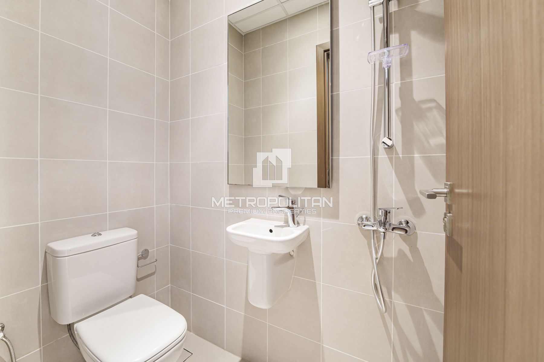 2 Bedrooms Plus Maids | High Floor | Iconic Views