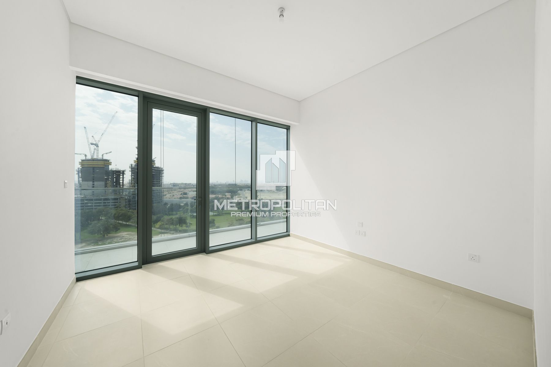 2 Bedrooms Plus Maids | High Floor | Iconic Views