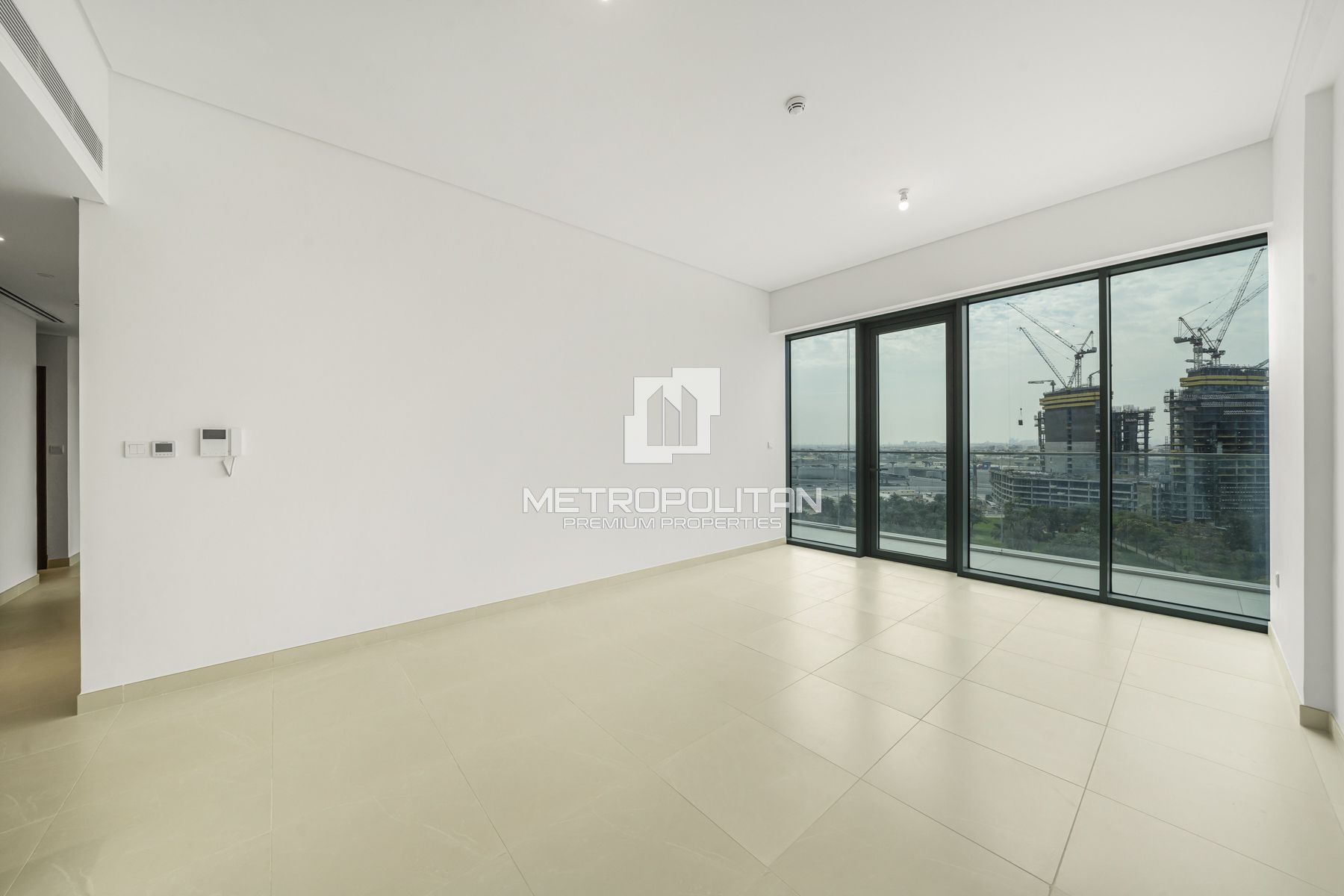 2 Bedrooms Plus Maids | High Floor | Iconic Views