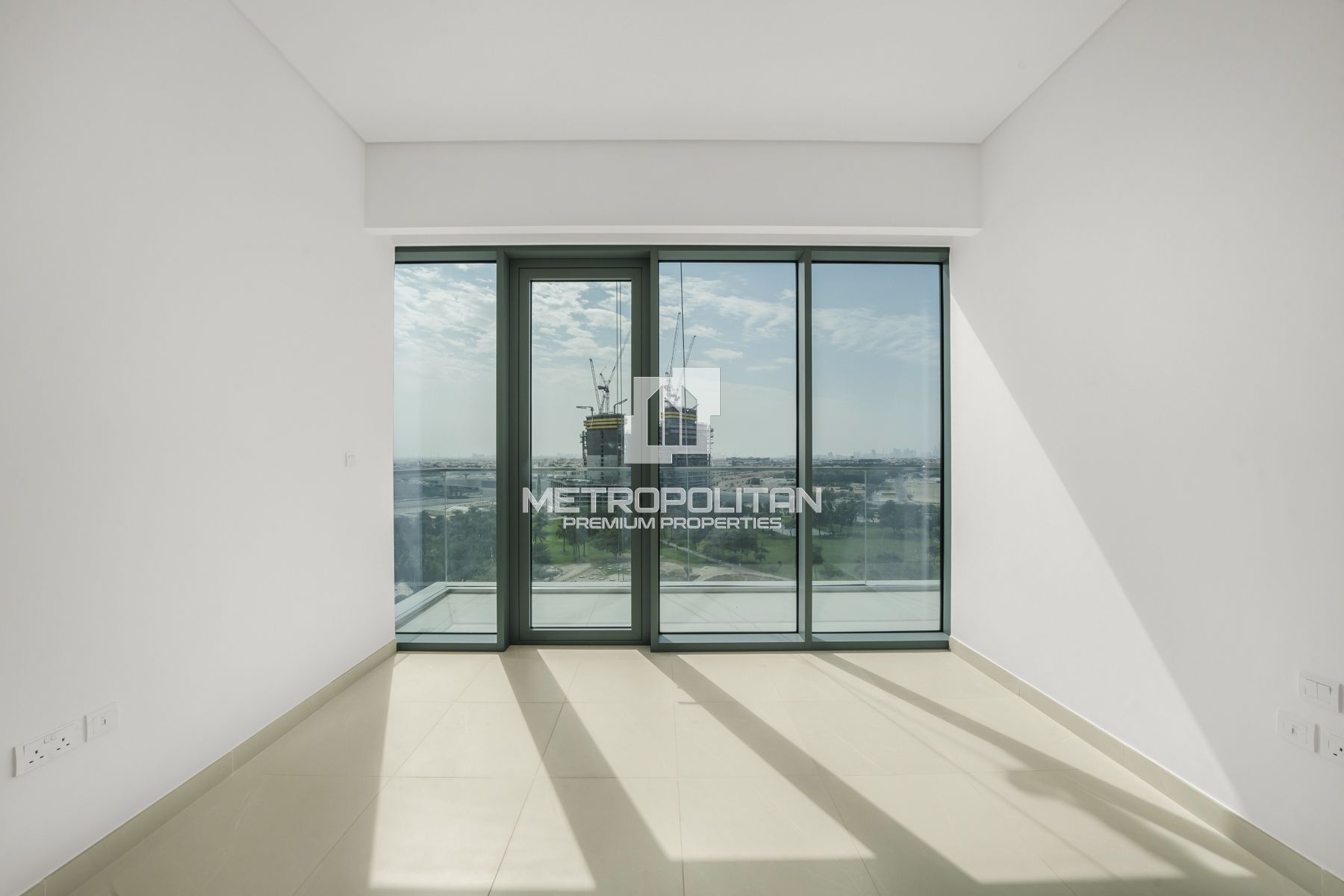 2 Bedrooms Plus Maids | High Floor | Iconic Views