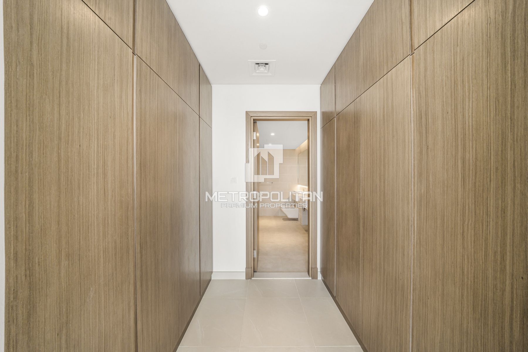2 Bedrooms Plus Maids | High Floor | Iconic Views