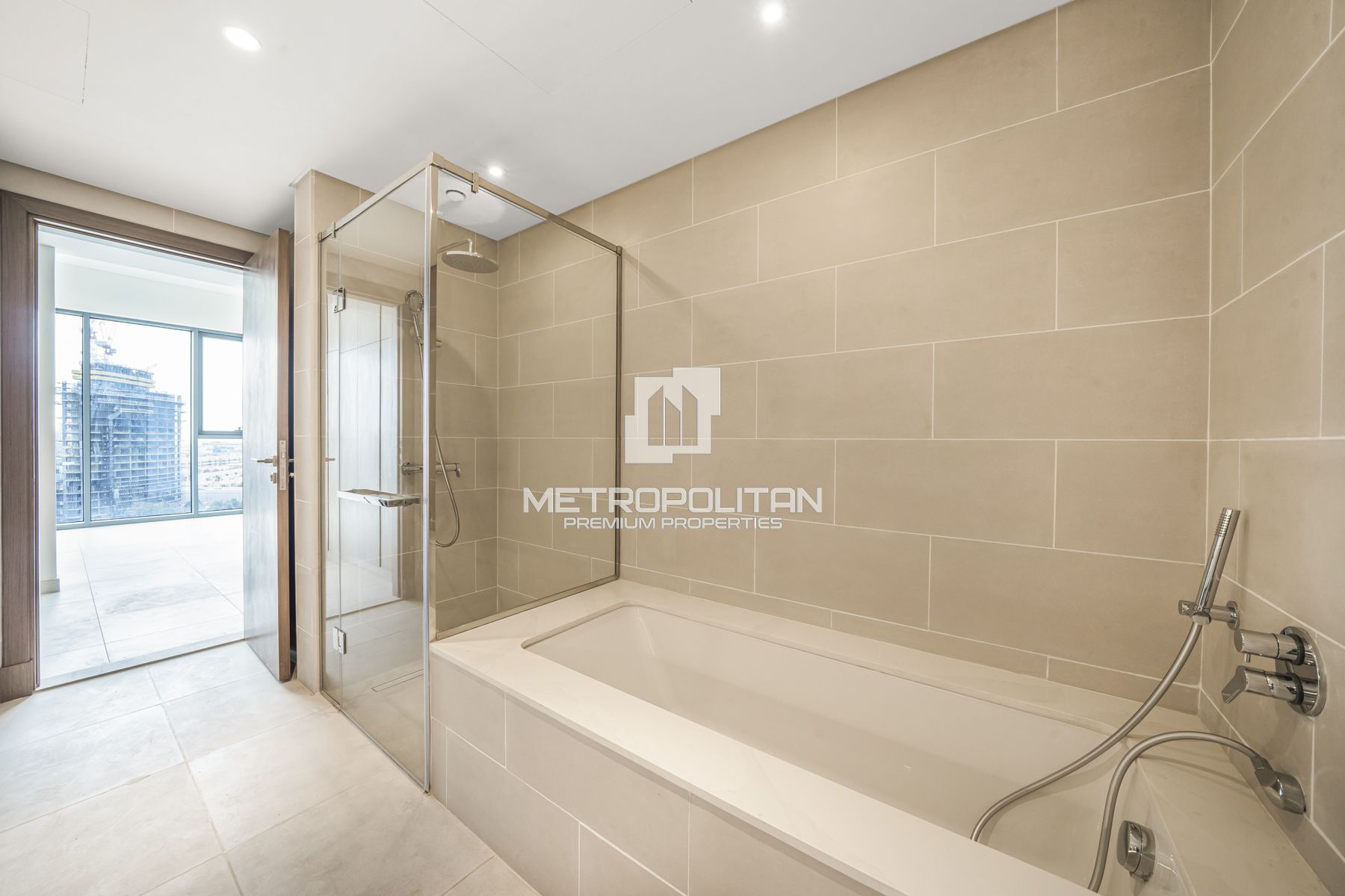 2 Bedrooms Plus Maids | High Floor | Iconic Views
