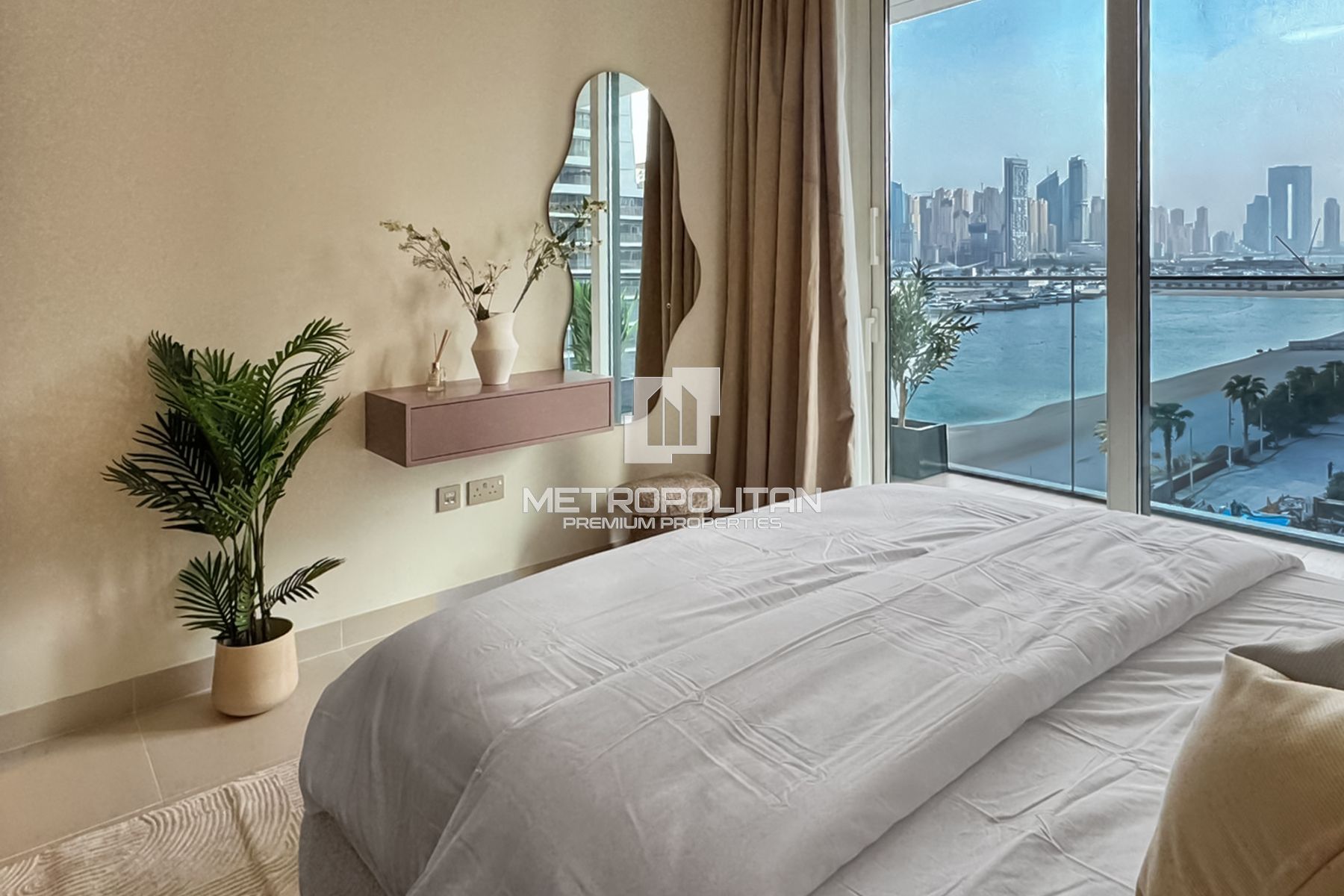 Marque Palace | Vue Mer Complète | Accès à la Plage photo-22