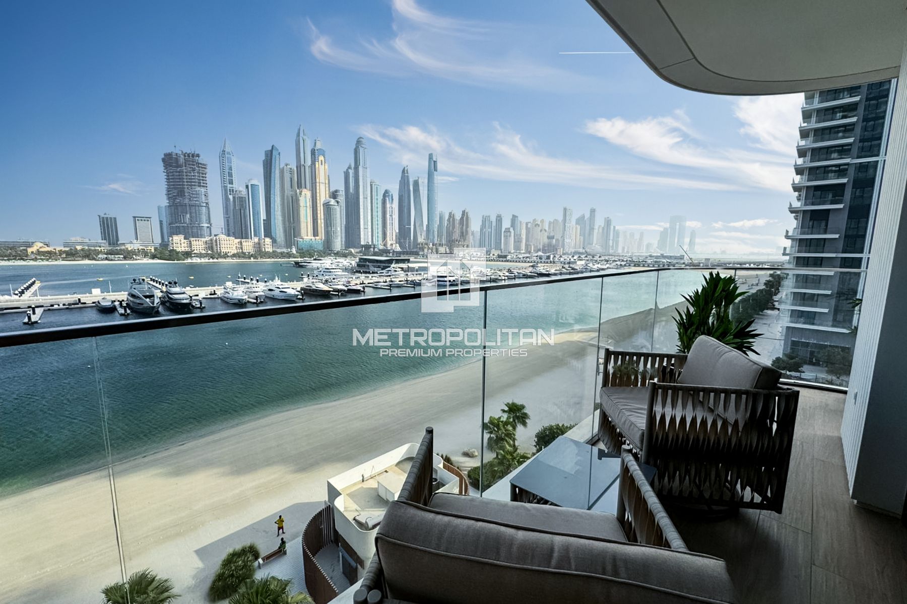 Marque Palace | Vue Mer Complète | Accès à la Plage photo-3