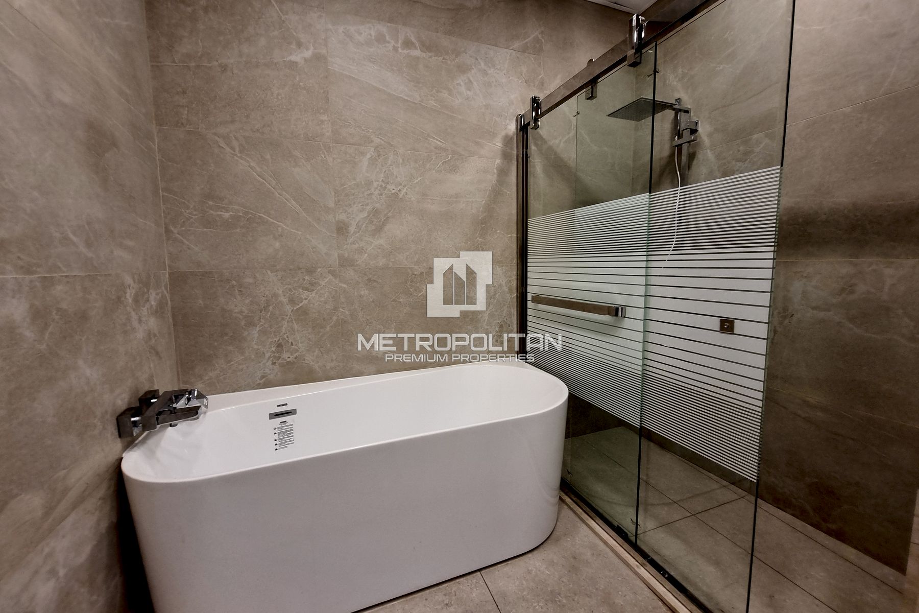 2BR Apartment for Rent in Palm Jumeirah – MR-5988