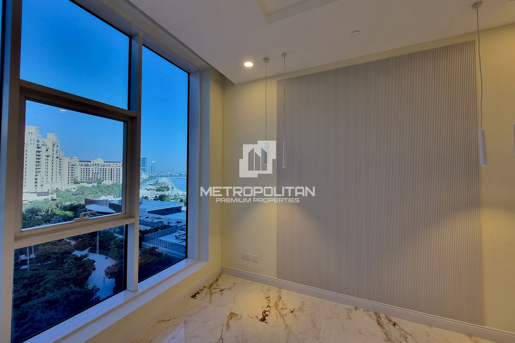 2BR Apartment for Rent in Palm Jumeirah – MR-5988
