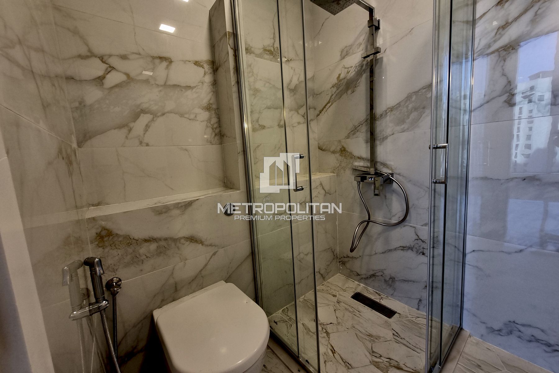 2BR Apartment for Rent in Palm Jumeirah – MR-5988
