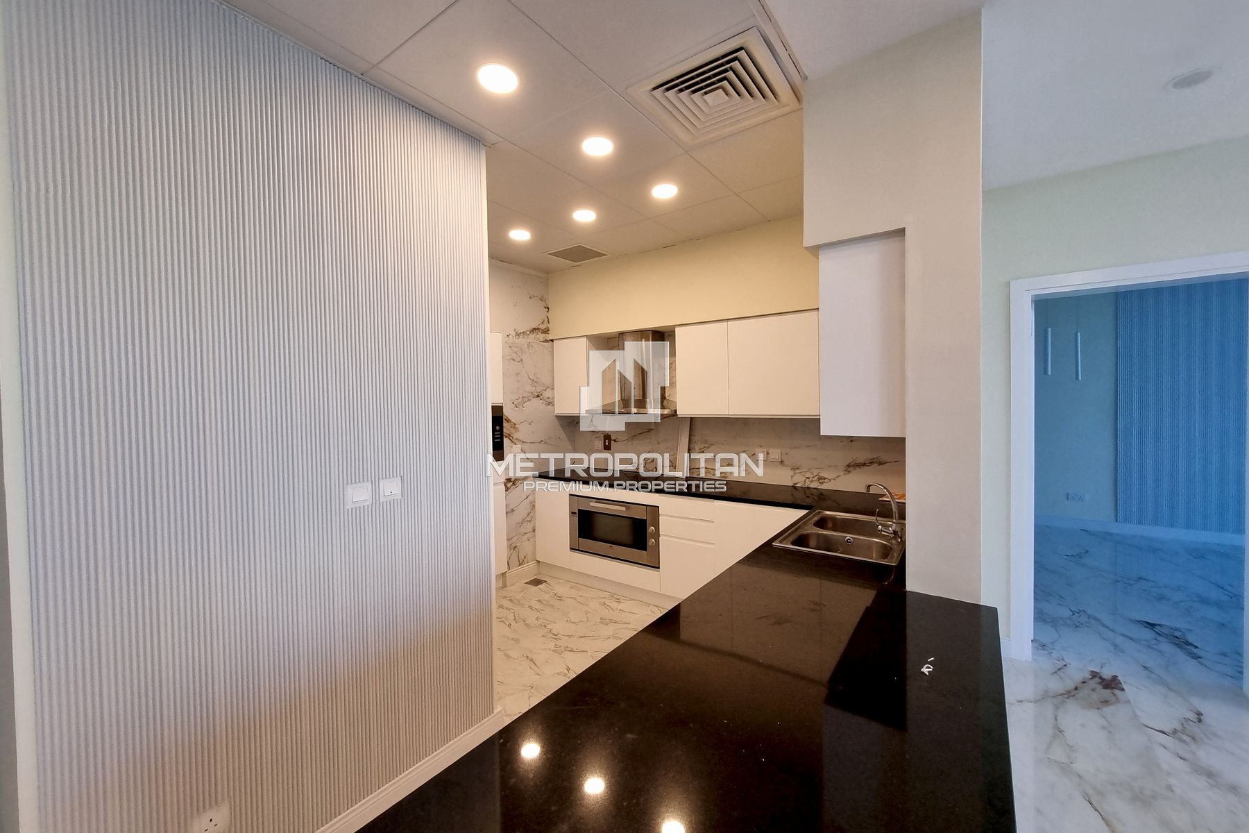 2BR Apartment for Rent in Palm Jumeirah – MR-5988