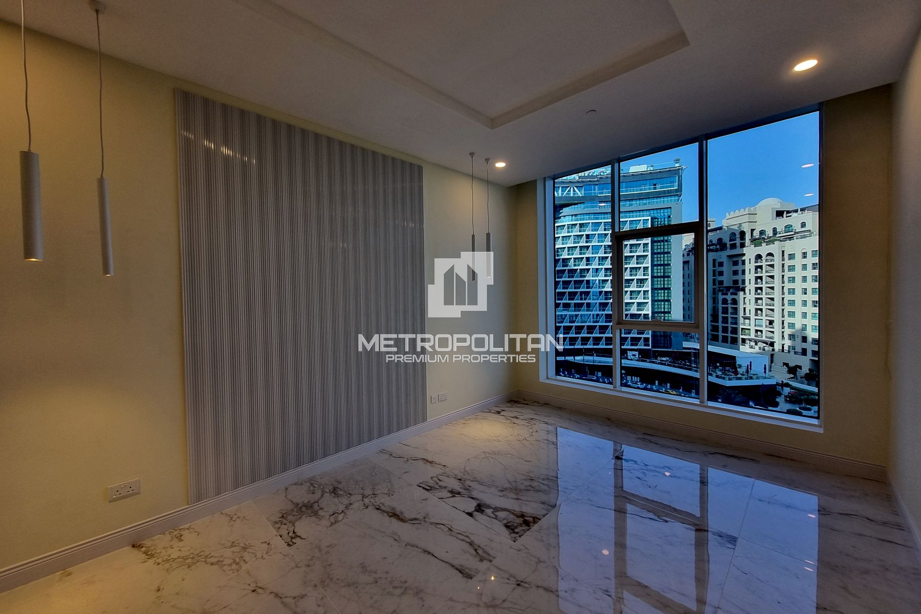 2BR Apartment for Rent in Palm Jumeirah – MR-5988